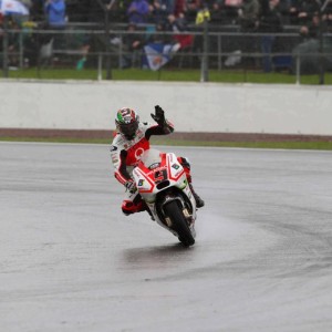 Petrux è l'eroe dell'OCTO British GP e conquista il secondo gradino di un podio tutto italiano