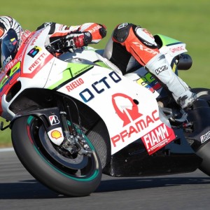 Petrucci in gran forma si conquista la Top 10. Yonny chiude il sabato di Valencia al 18° posto