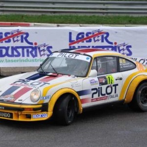 BUONISSIMO WEEK-END PER SPINELLI-VIMERCATI SU PORSCHE 911 GR. 4 DELL’AUTORLANDO SPORT AL MONZA RALLY SHOW.