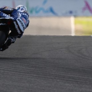 Debutto positivo per la Yamaha YZF R1 con Sylvain Guintoli e Alex Lowes.