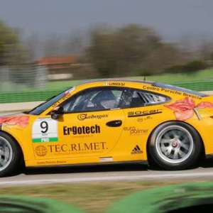 PORSCHE CARRERA CUP ITALIA 2017: DINAMIC MOTORSPORT SCHIERA SEI VETTURE PER PUNTARE AL TITOLO