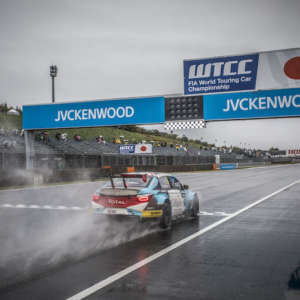 WTCC MOTEGI: VICTORY FOR SÉBASTIEN LOEB RACING !