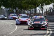 Ehrlacher battles to double-points finish in Portugal