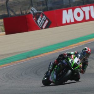 Rea resists Davies pressure for Aragon Race 2 victory