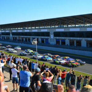 16.500 fan hanno festeggiato l'inizio dei playoff EuroNASCAR 2024 in Germania