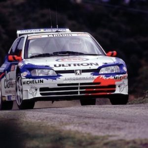 FRANCOIS DELECOUR A RALLYLEGEND CON LA PEUGEOT 306 MAXI IKE RACING